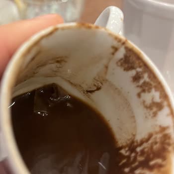 Espressolab Şubesinde Kahvede Kağıt Benzeri Yabancı Madde Bulundu