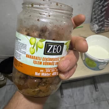 A101'den Küflü Zeytin: Gıda Güvenliği Endişesi