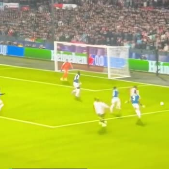 Nesine Feyenoord – Como Karşılaşması Toplam İsabetli Şut İstatistiği!
