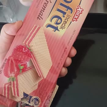 Xroll Çilekli Gofrette Yabancı Madde Çıktı: Hijyen Ve Sağlık Riski