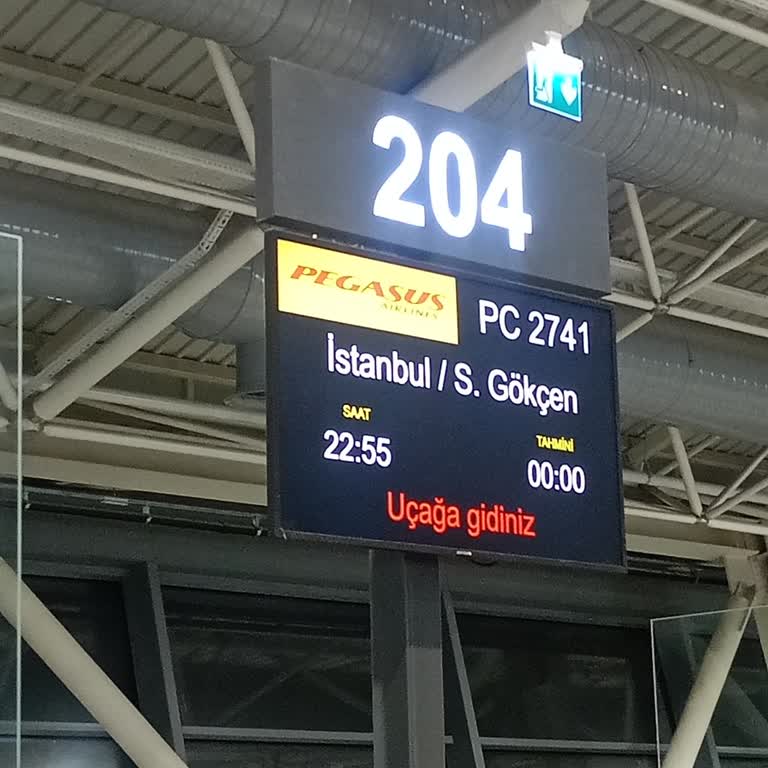 Pegasus Hava Yolları Uçuş Gecikmesi Ve Bilgilendirme Eksikliği Yoluyla Üç Saatlik Mağduriyet
