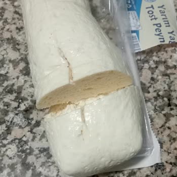 BİM Şubesinde Aknaz Kaşar Peyniri Açılmamış Olmasına Rağmen Şişerek Bozuldu, İade Ve İnceleme Talebi