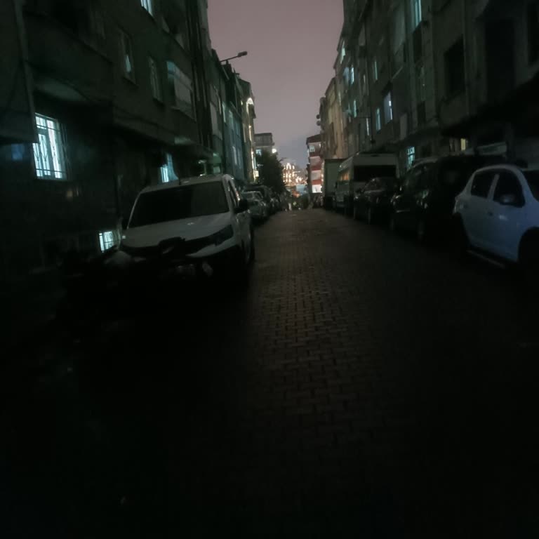 Sokak Lambası Arızası Bir Aylık Süreyle Güvenliği Tehdit Ediyor