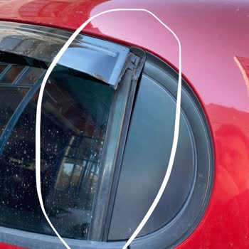 Peugeot 208 Arka Kapı Fitillerinin Ücretsiz Değişim Talebi