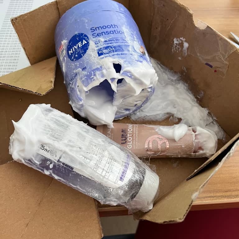 Gratis Patlak Gelen El Kremi Ve Eksik Ürün İçin İade Talebi