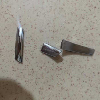 Cepte Şok'tan Kırık Dolap Kulpu Ve Cevapsız Müşteri Hizmetleri