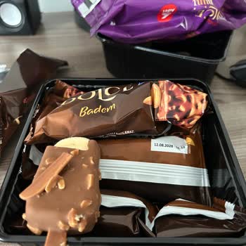 A101 Freedo Dolce Mini Dondurmasında Tahta Parça Bulundu