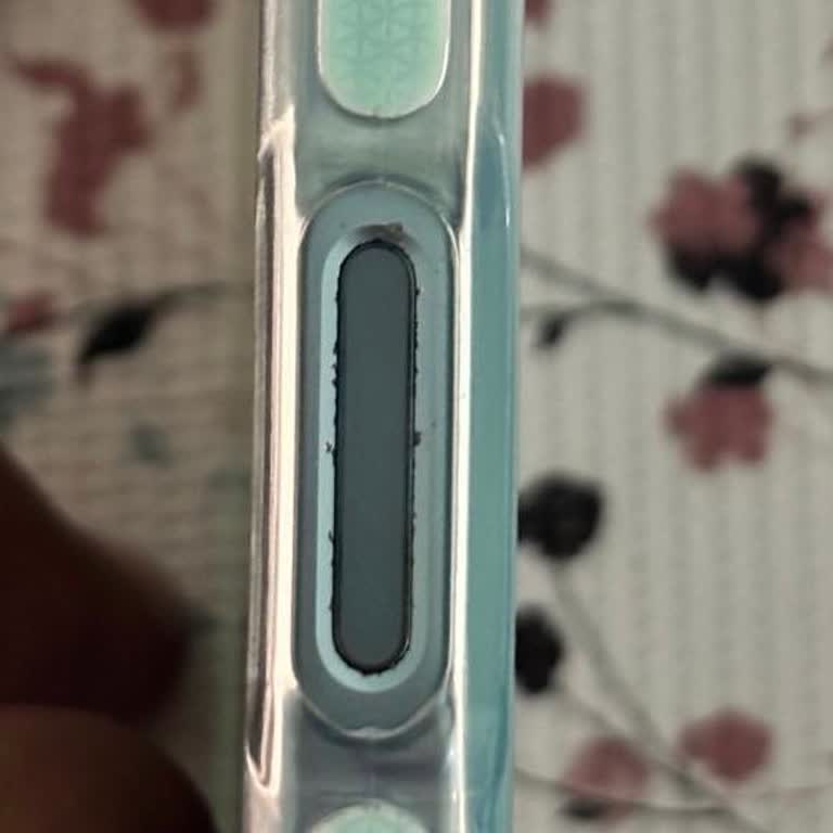 Kamera Tuşu Çevresindeki Boya Sorunu Nedeniyle İPhone 16 Değişim Talebi