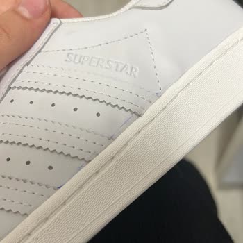 Hope Sneakers'ten Yanlış Numara Ve Defolu Ayakkabı, Müşteri Hizmetlerinden Cevap Yok