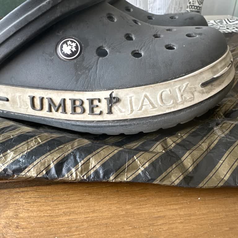Lumberjack Terliğinde Yazı Dökülmesi Ve FLO Mağazasının Değişim Reddi