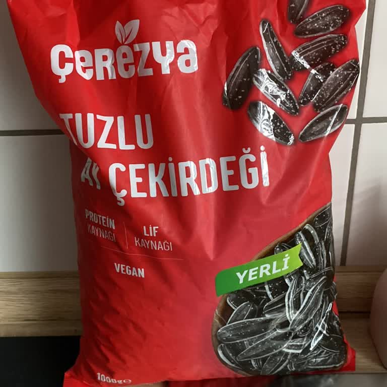 A101'den Çerezya Tuzlu Çekirdek Ürünün Kötü Koku Ve Acı Tadından İade Talebi