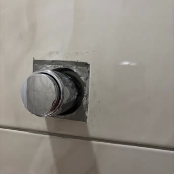 Teska TK100404 Bas Sifon Su Kaçırıyor, Yedek Parça Bulunamıyor Ve Değişim Talep Ediliyor