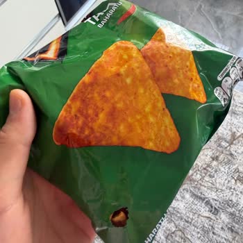Migros Hemen'de Doritos Paketi İçinde Ölü Böcek Ve Hijyen İhlali