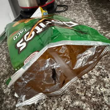 Migros Hemen'de Doritos Paketi İçinde Ölü Böcek Ve Hijyen İhlali