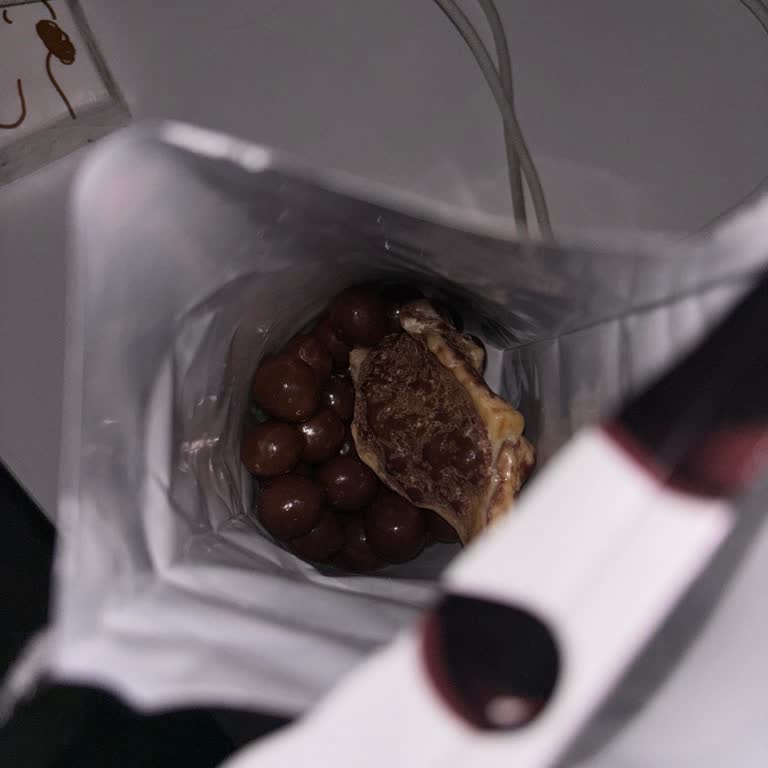 Darıca BİM Mağazasındaki Topitanem Çikolatasının Bozuk Ve Tüketilemez Durumu