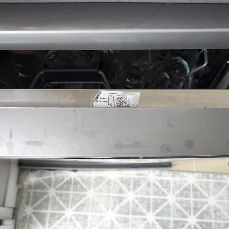 Arçelik Bulaşık Makinesi Üst Kapak Lekesi Ücretsiz Değişim Talebi