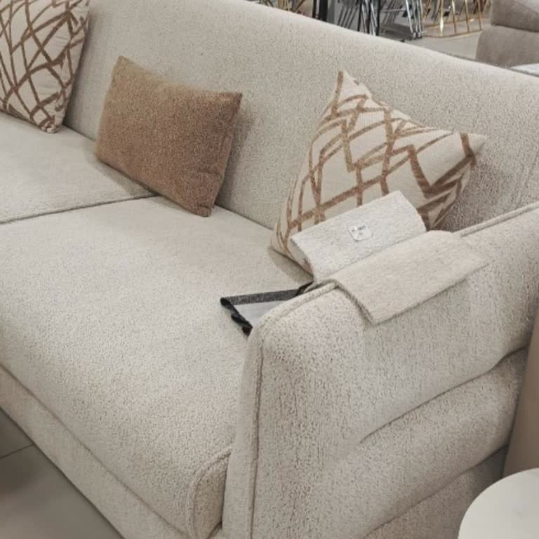 Evkur'dan 38.000 TL'lik Koltukların Teslimatı Sürekli Erteleniyor