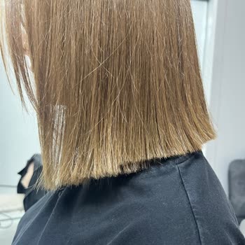 Kuaför E&N'de Saç Kesiminde Yamuk Kesim Ve Düzeltme Yapılmadı