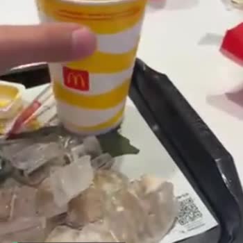 McDonald's Aldığım İçecekteki Buzlar