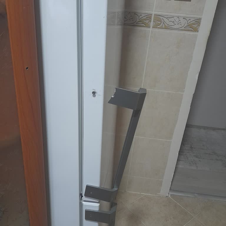 Garanti Süresi Devam Ederken Grundig Buzdolabının Kapı Kolu Kırılması