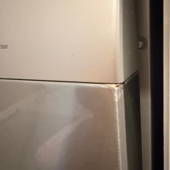 Bosch Buzdolabında Donma Ve Çamaşır Makinesinde Paslanma Şikayeti