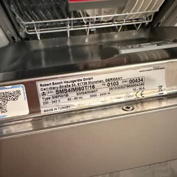 Bosch Buzdolabında Donma Ve Çamaşır Makinesinde Paslanma Şikayeti