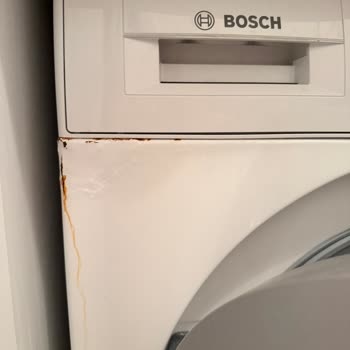 Bosch Buzdolabında Donma Ve Çamaşır Makinesinde Paslanma Şikayeti