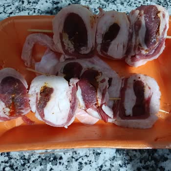 Ambalajda Normal Gören Köfteci Yusuf Kuzu Beyti Ürününün İçeriği Neredeyse Tamamen Yağ
