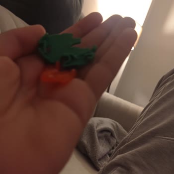 Mardin Artuklu A101 Şubesinden Alınan Kinder Sürpriz Yumurtasında Eksik Pokemon Figür Parçası