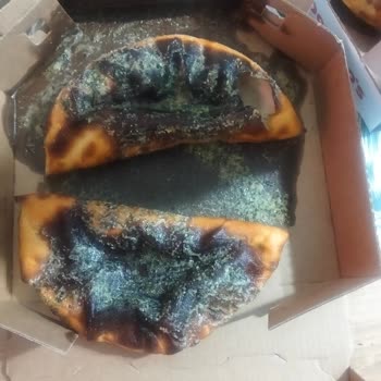 Domino’s Sarımsaklı Ekmek Yanmış Ve Geri Ödeme Talebi