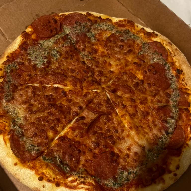 Domino’s Bursa Beşevler Şubesinde Soğuk Ve Bozulmuş Pizza