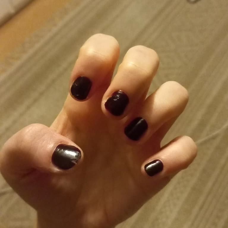 Nail Bursa FSM Şubesinde Kalitesiz Manikür Ve Oje, Ücret İadesi Talebi