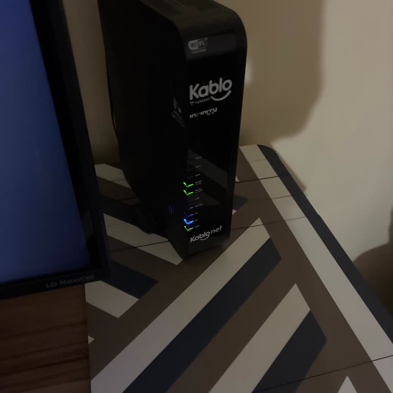 TÜRKSAT Kablo TV Ve İnternet Kesintisi 30 Saat Çözülmedi Ve İade Talep Ediliyor