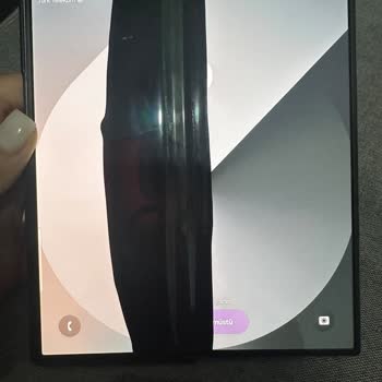 Samsung Galaxy Z Fold6 İç Ekran Arızası Ve Ek Garantinin Süre Aşımı Nedeniyle Ücret İadesi Talebi
