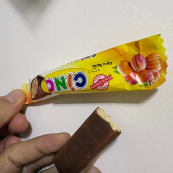 Hakmar Şubesinden Alınan Cino Çikolatada Kıl Tespiti