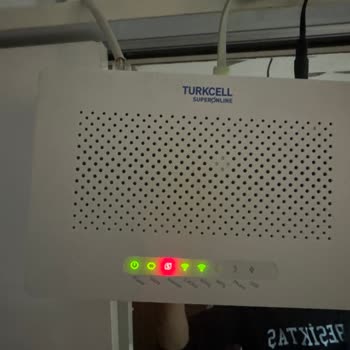 Superonline'da Sürekli İnternet Kesintileri Ve Acil Abonelik İptali Talebi