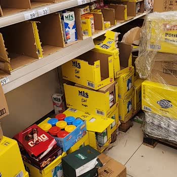 Şok Markette Dağınık Ve Güvensiz Düzen, Bebek Arabasıyla Müşteriler Korkuyor