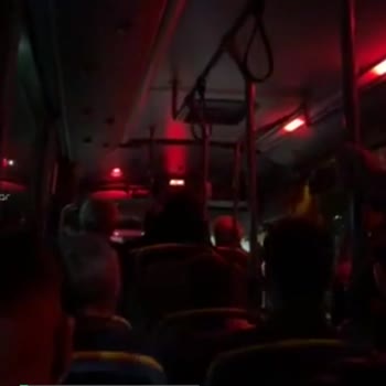 Çarşamba Belediyesi Otobüsün Işıklarının Kısık Olması!
