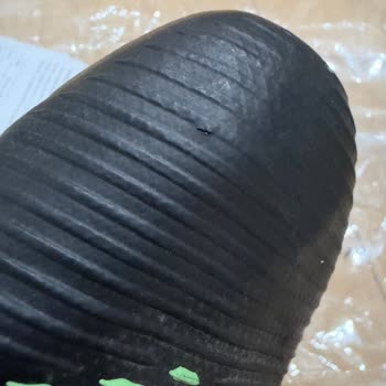 Nike Kramponunda Üretim Hatası İddiası Ve İade Talebi