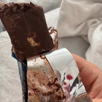 Eti Bozuk Çikolatası Ve Müşteri Hizmetlerinden Yanıt Gelmemesi