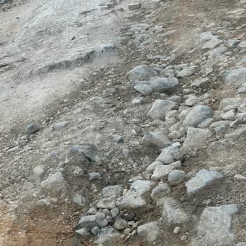 Defne Belediyesi'nden Bedir 1 Sokak Yolunun Acilen Düzeltmesini Talep Ediyorum