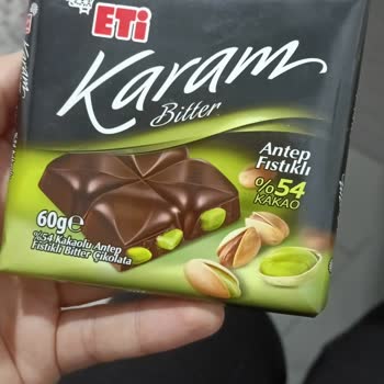 Eti Karam Antep Fıstıklı Bitter Çikolatanın Ambalajında Görülen Beyaz Lekeler Ve Kalite Sorunu