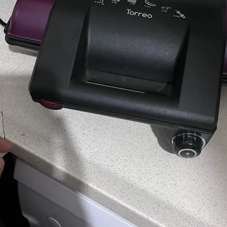 Az Kullanıma Rağmen Çalışmayan Tost Makinesi İçin Değişim Talebi