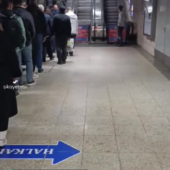 Marmaray, Yürüyen Merdiven Arızaları
