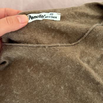 B***** Ç** Butik Triko Kazakta Tek Yıkamada Aşırı Tüylenme Ve İade Talebi