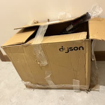 Dyson Süpürge Servisinde Kutu Hasarı Ve Eksik Parçalar Sorunu
