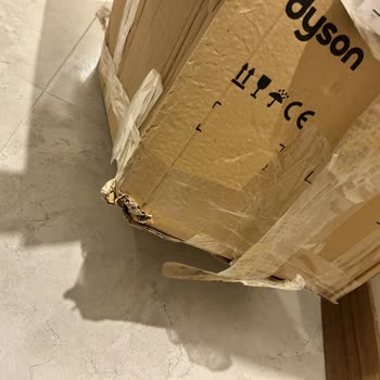 Dyson Süpürge Servisinde Kutu Hasarı Ve Eksik Parçalar Sorunu