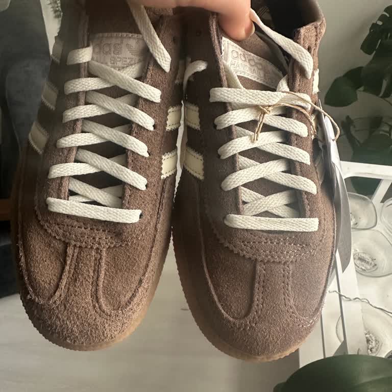 Adidas Spezial Hatalı Renk Gönderimi Ve Değişim Reddi