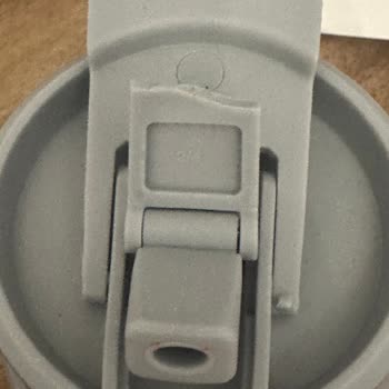 Kırık Kapak Ve Sızıntı Sorunu Yaşadığım Çelik Termos İçin Hızlı Değişim İsteği