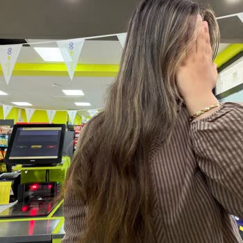 Papillon Kuaför’de Saç Rengi Beklentisi Karşılanmadı Ve Fiyat Üstü Alındı